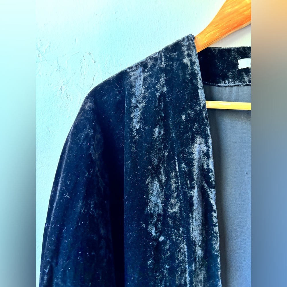 Ann Taylor Loft Black Velvet Jacket Kimono Sleeve - Picture 3 of 9